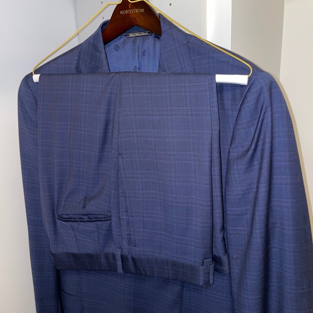 David Donahue Suit